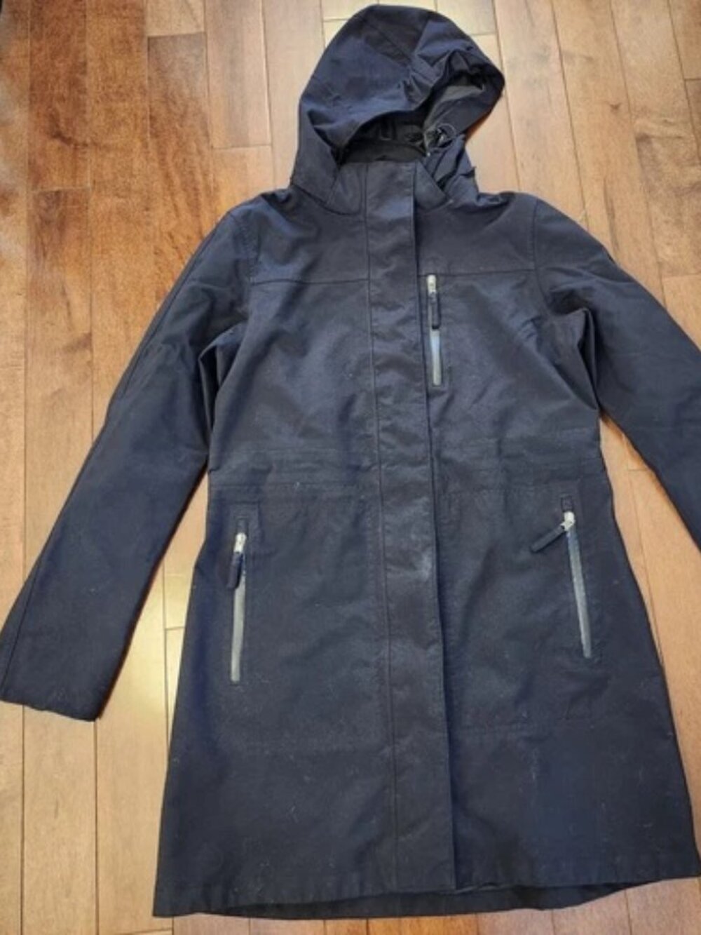 Patagonia women's black full zip hooded jacket in size medium